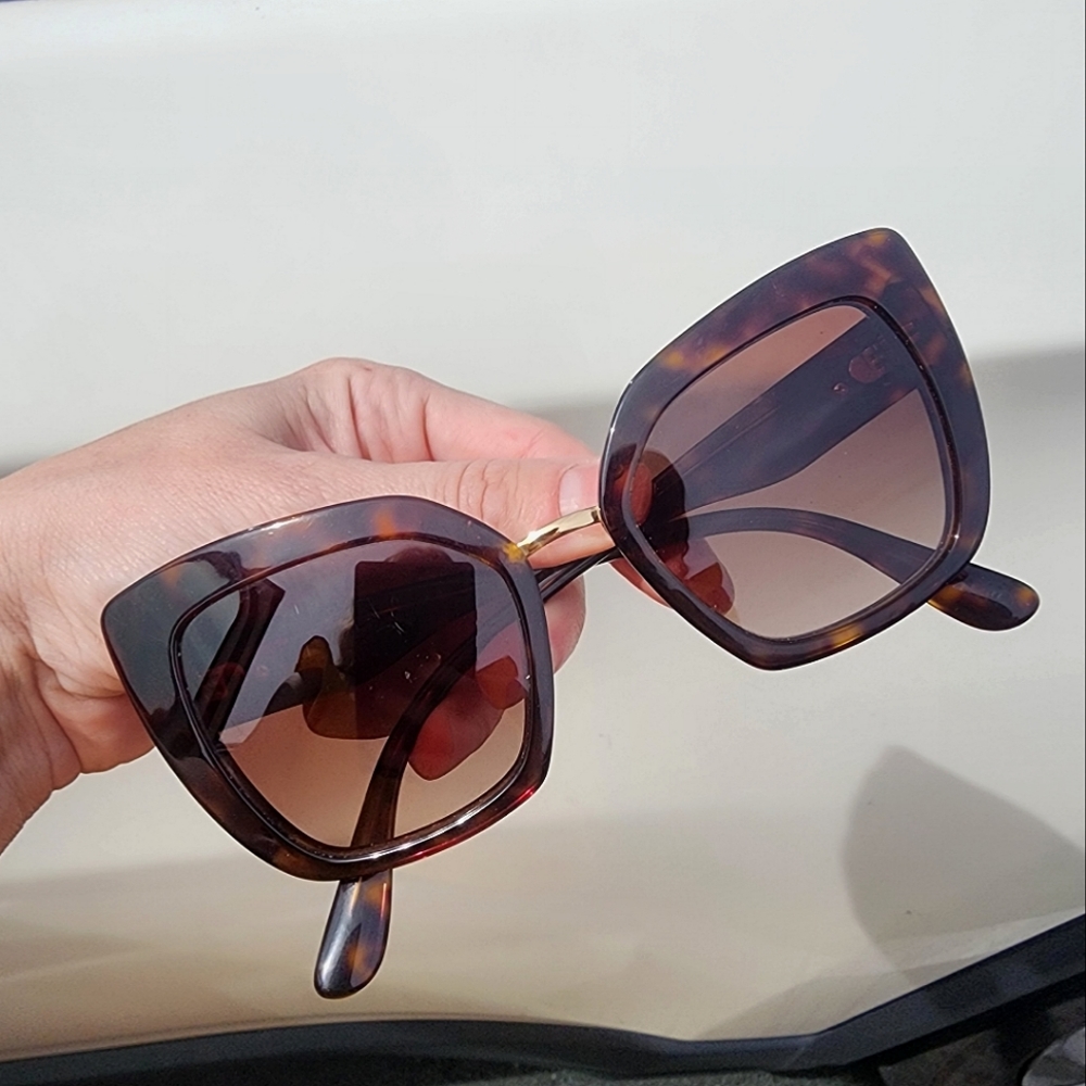 Dolce & Gabanna Sun Glasses